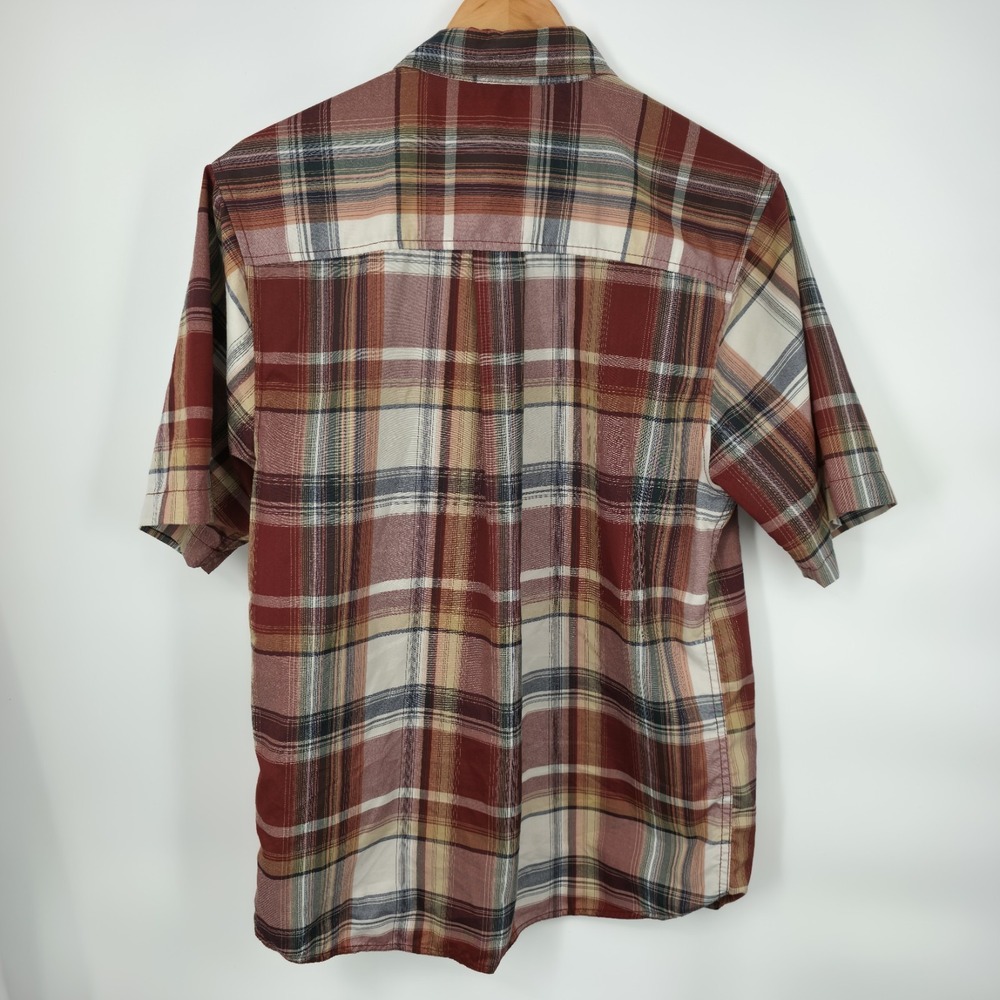 KAVU Men's Short Sleeve Button Up Red White Plaid Size Medium Lightweight - Picture 3 of 8